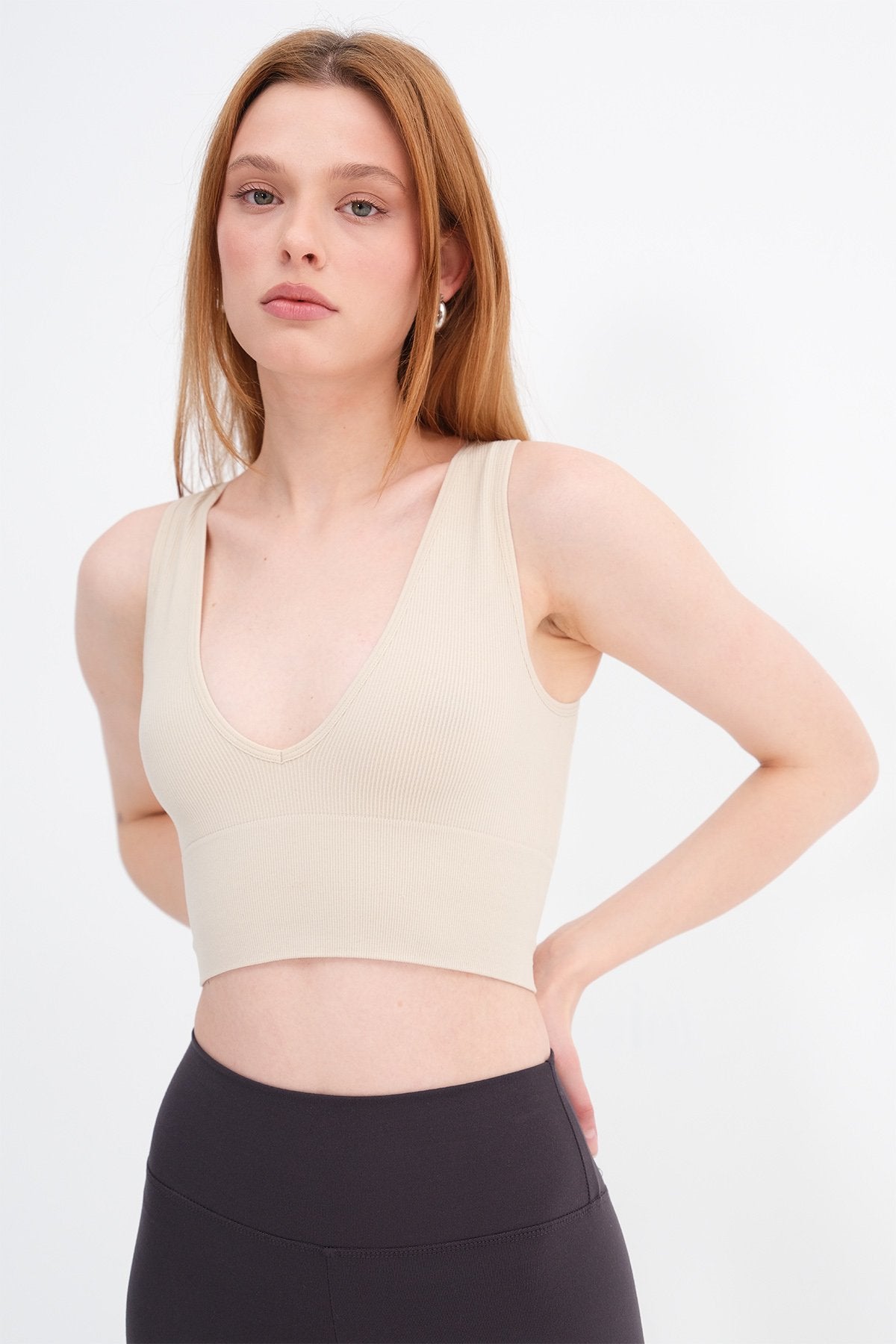 Stone_V-Neck-Thick-Strapped-Seamless-Crop-addax