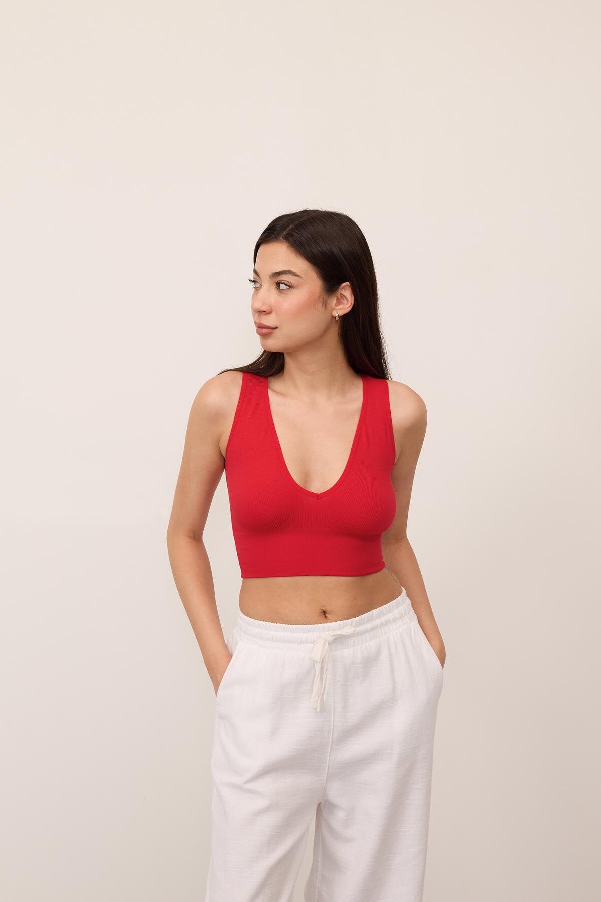 Red_V-Neck-Thick-Strapped-Seamless-Crop-addax