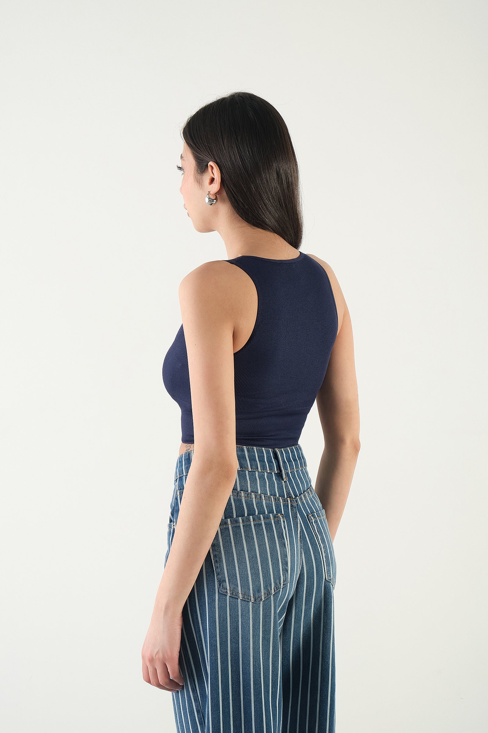 Night-Blue_V-Neck-Thick-Strapped-Seamless-Crop-addax