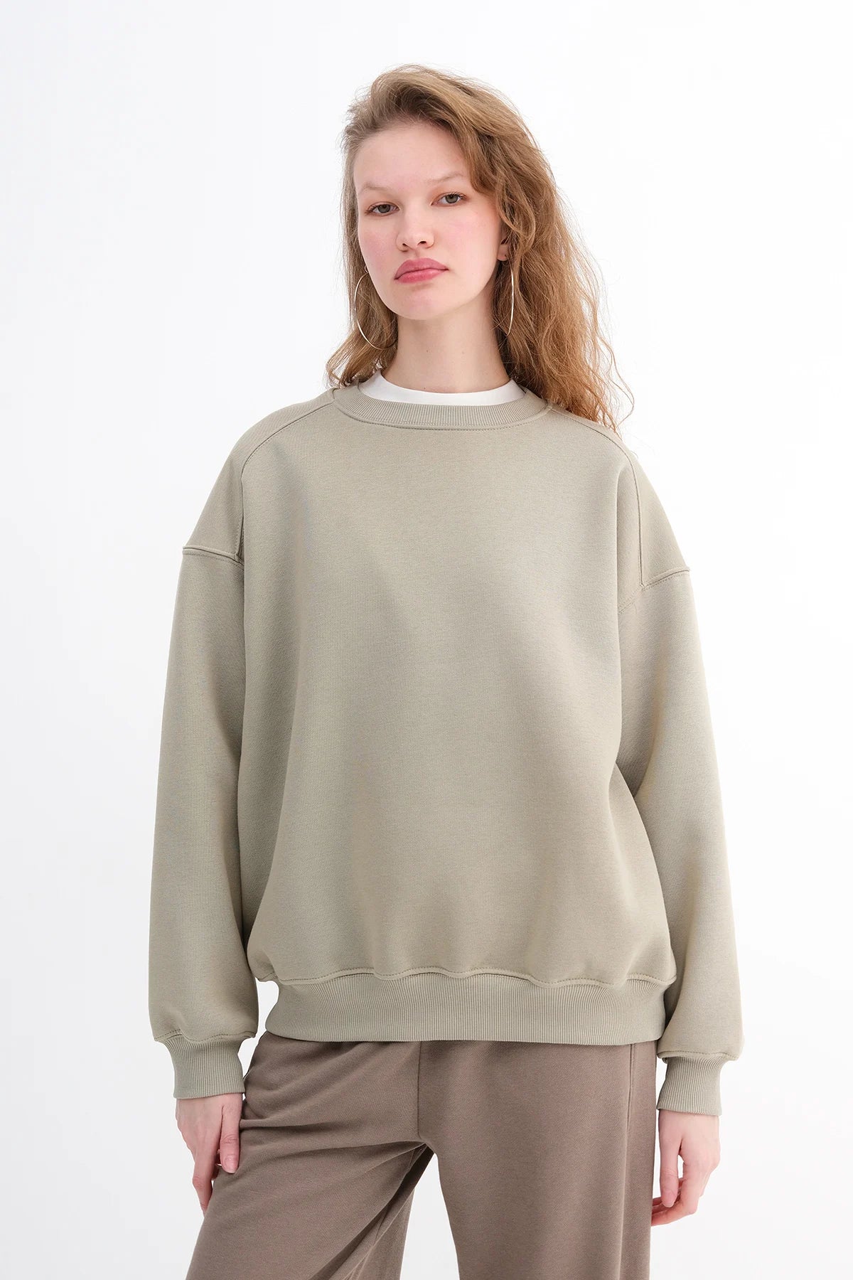 Khaki_Round-Neck-Basic-Sweatshirt-addax