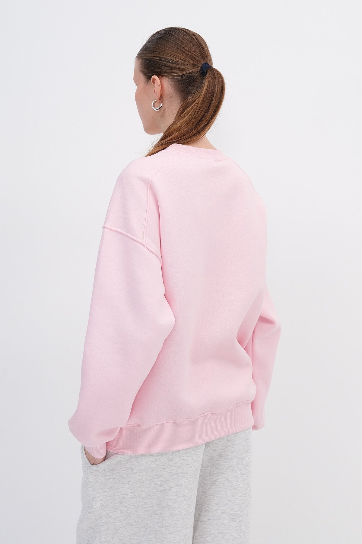 Pink_Round-Neck-Basic-Sweatshirt-addax