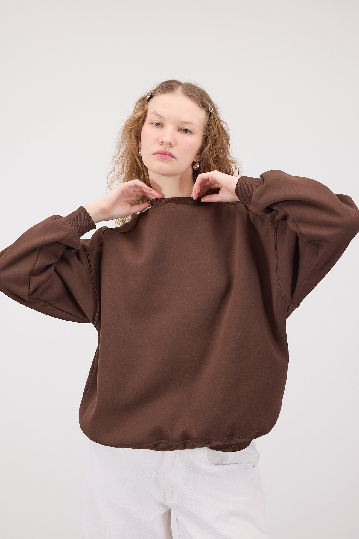 Brown_Round-Neck-Basic-Sweatshirt-addax