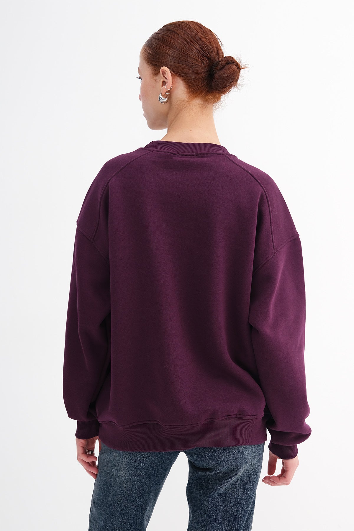 Damson_Round-Neck-Basic-Sweatshirt-addax
