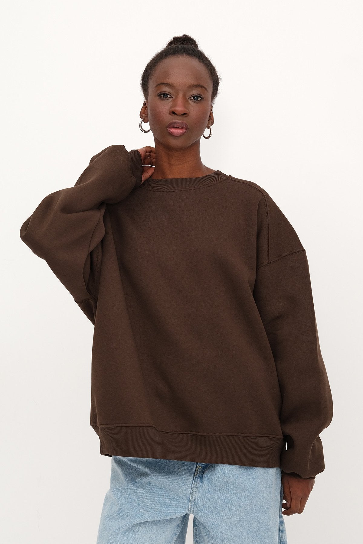 Dark-Brown_Round-Neck-Basic-Sweatshirt-addax