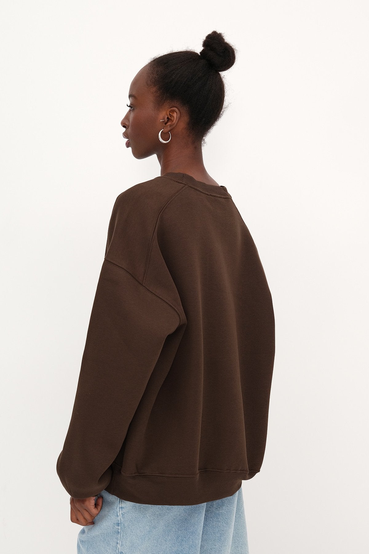 Dark-Brown_Round-Neck-Basic-Sweatshirt-addax
