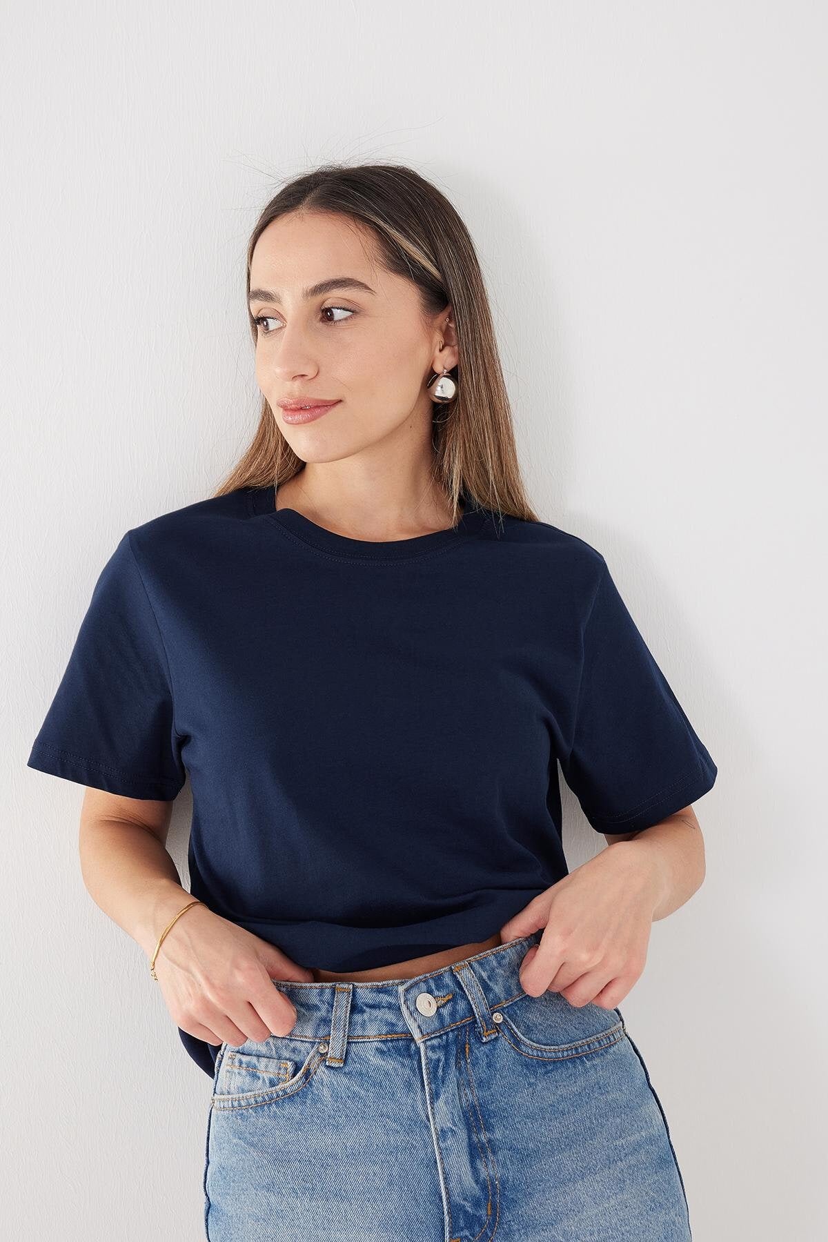 Night-Blue_Basic-T-shirt-With-Round-Neck-addax