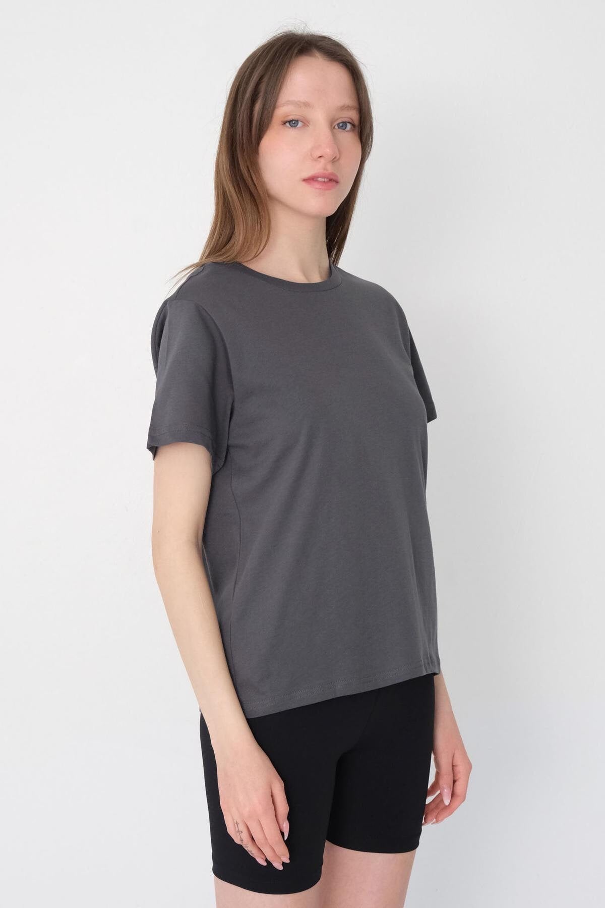 Lead-Grey_Basic-T-shirt-With-Round-Neck-addax