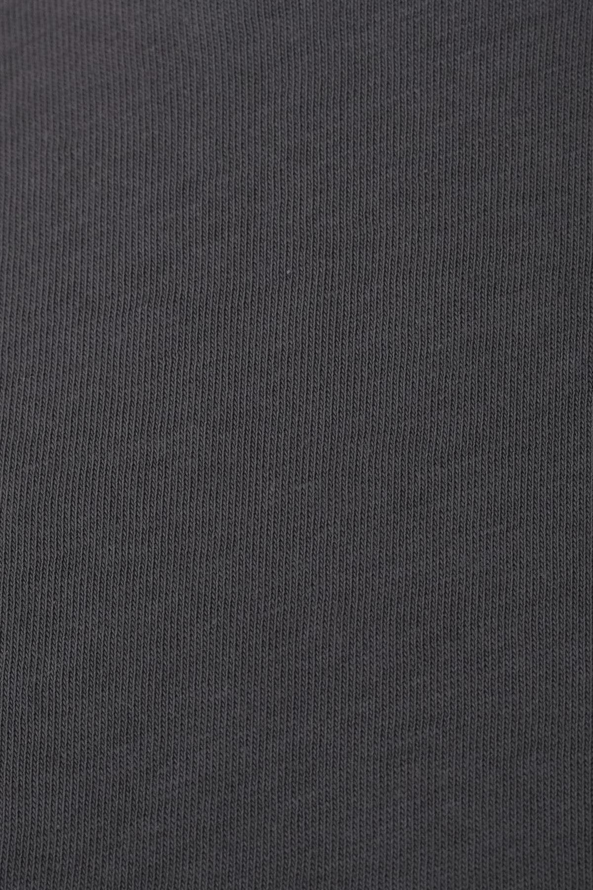 Lead-Grey_Basic-T-shirt-With-Round-Neck-addax