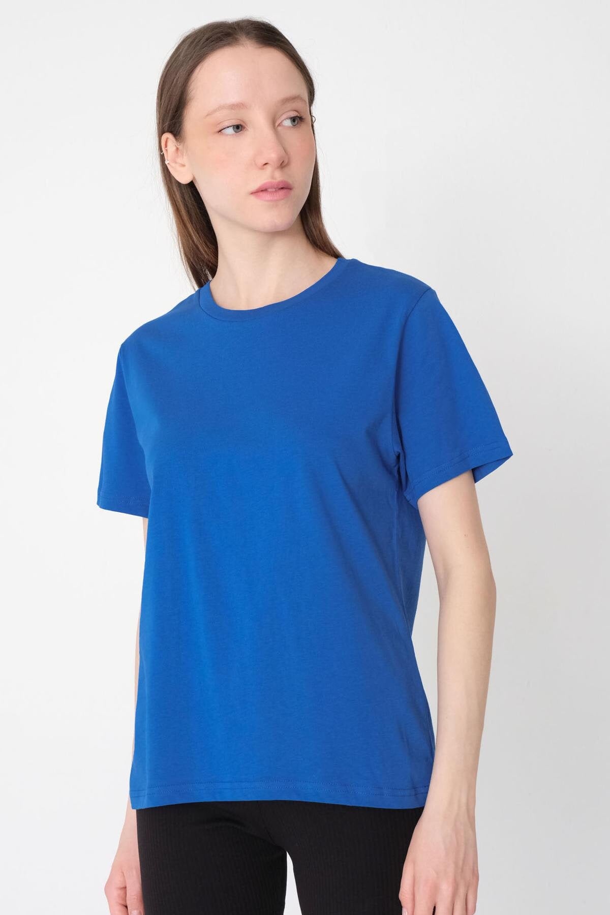 Sky-Blue_Basic-T-shirt-With-Round-Neck-addax