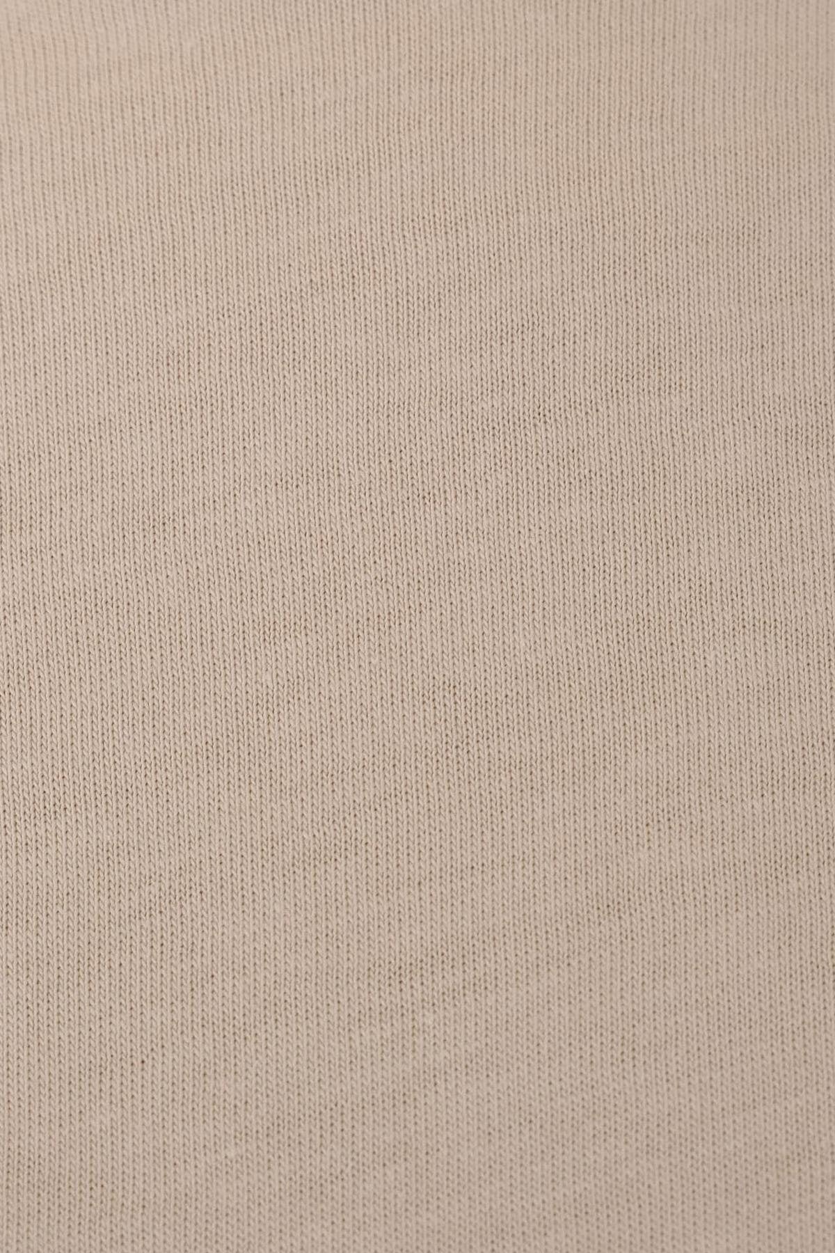 Annual_Basic-T-shirt-With-Round-Neck-addax