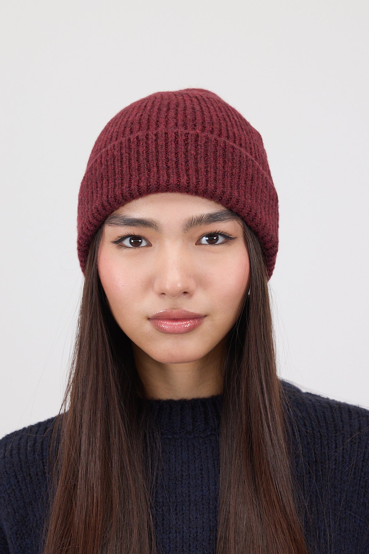 Burgundy_Beanie-addax