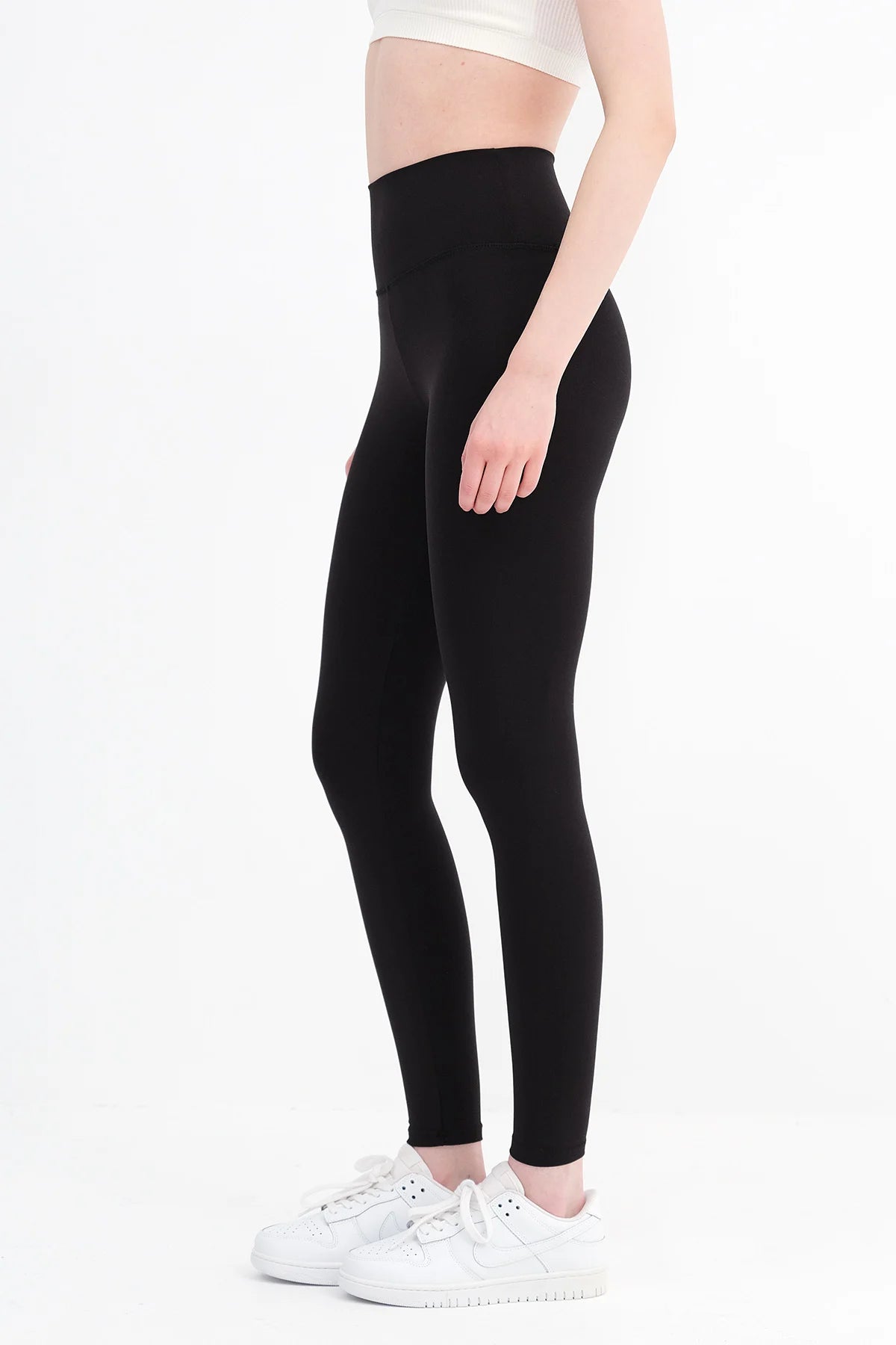 Black_High-Waist-Leggings-addax