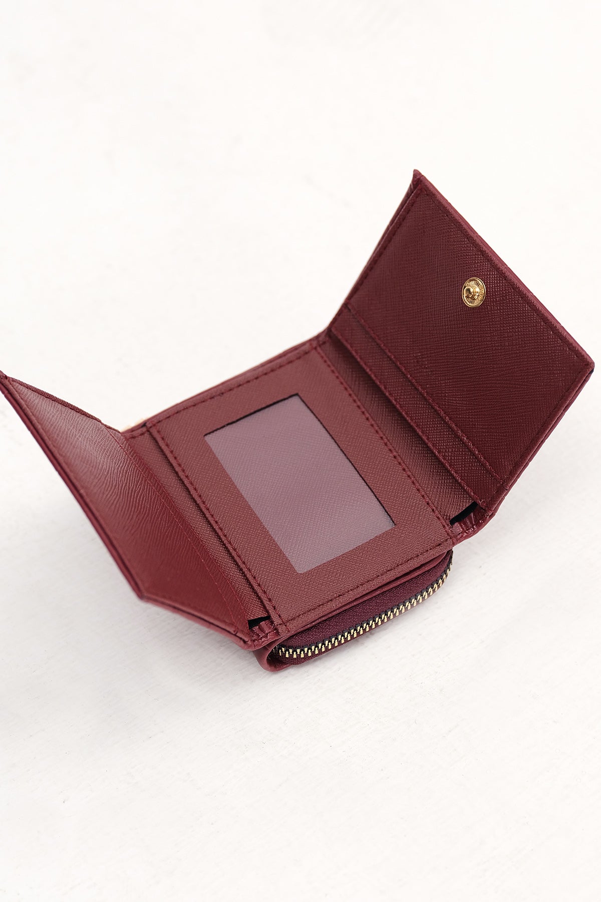 Burgundy_Wallet-addax