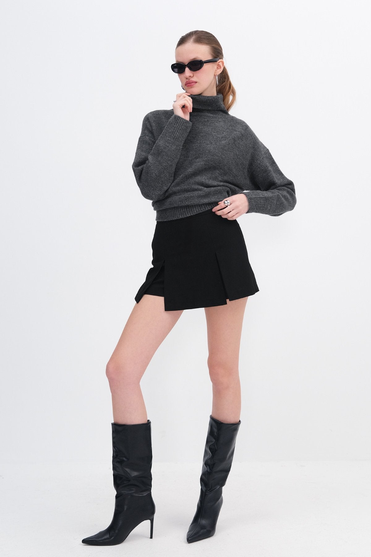 Black_Mini-Skort-With-Slit-addax