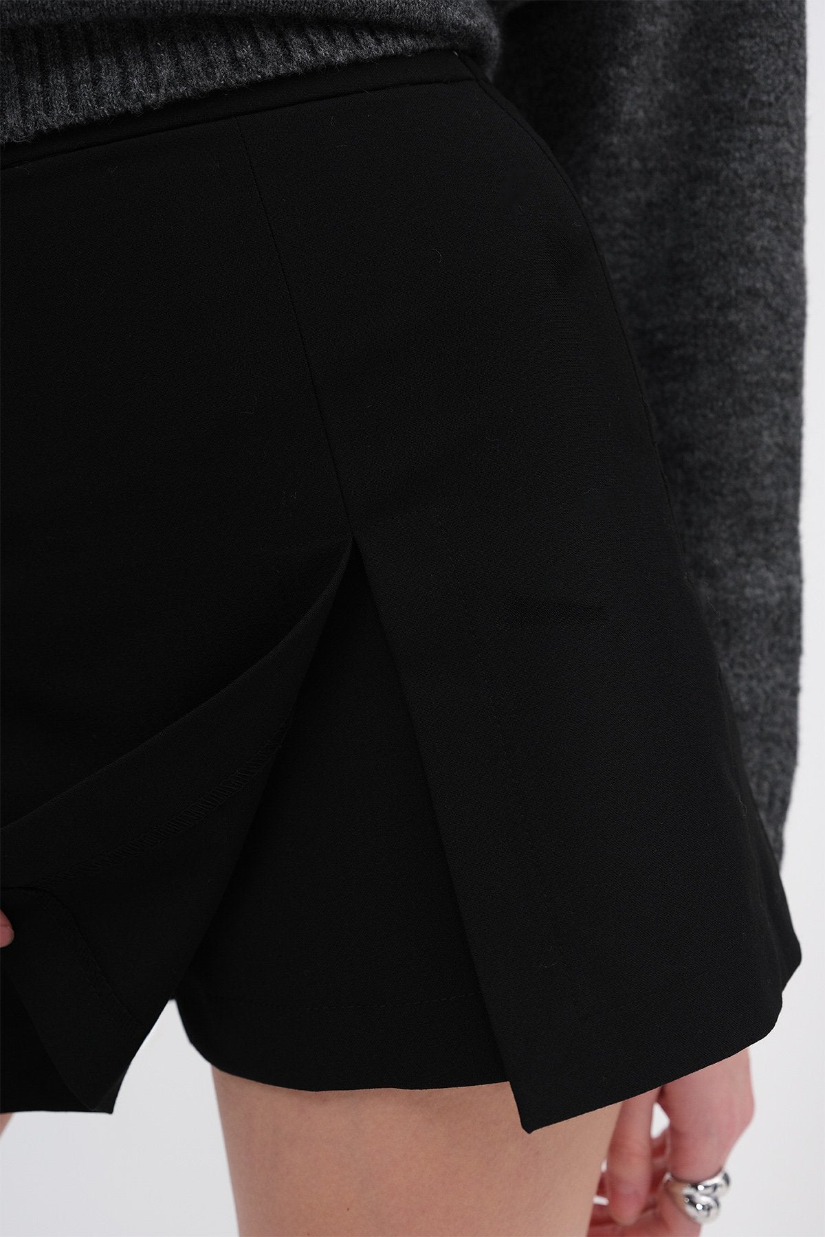Black_Mini-Skort-With-Slit-addax