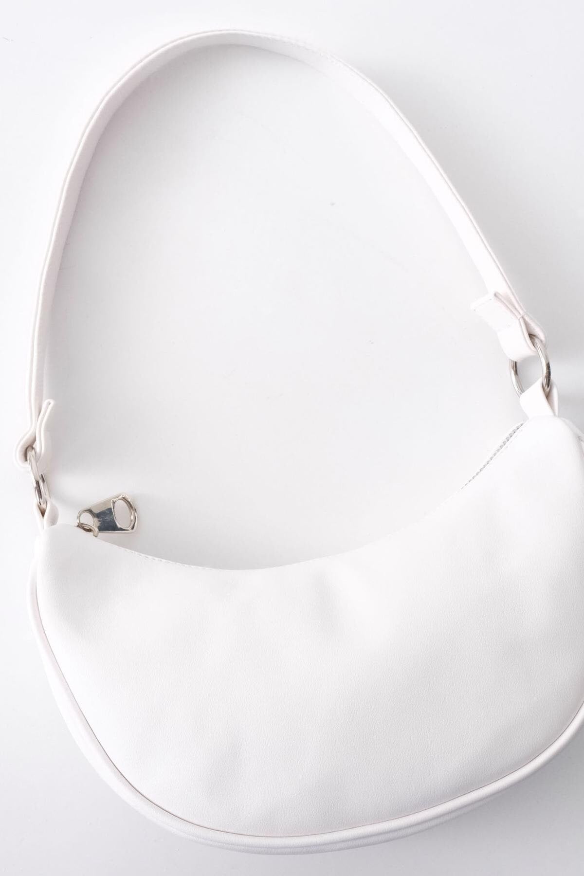 White_Hand-And-Shoulder-Bag-addax