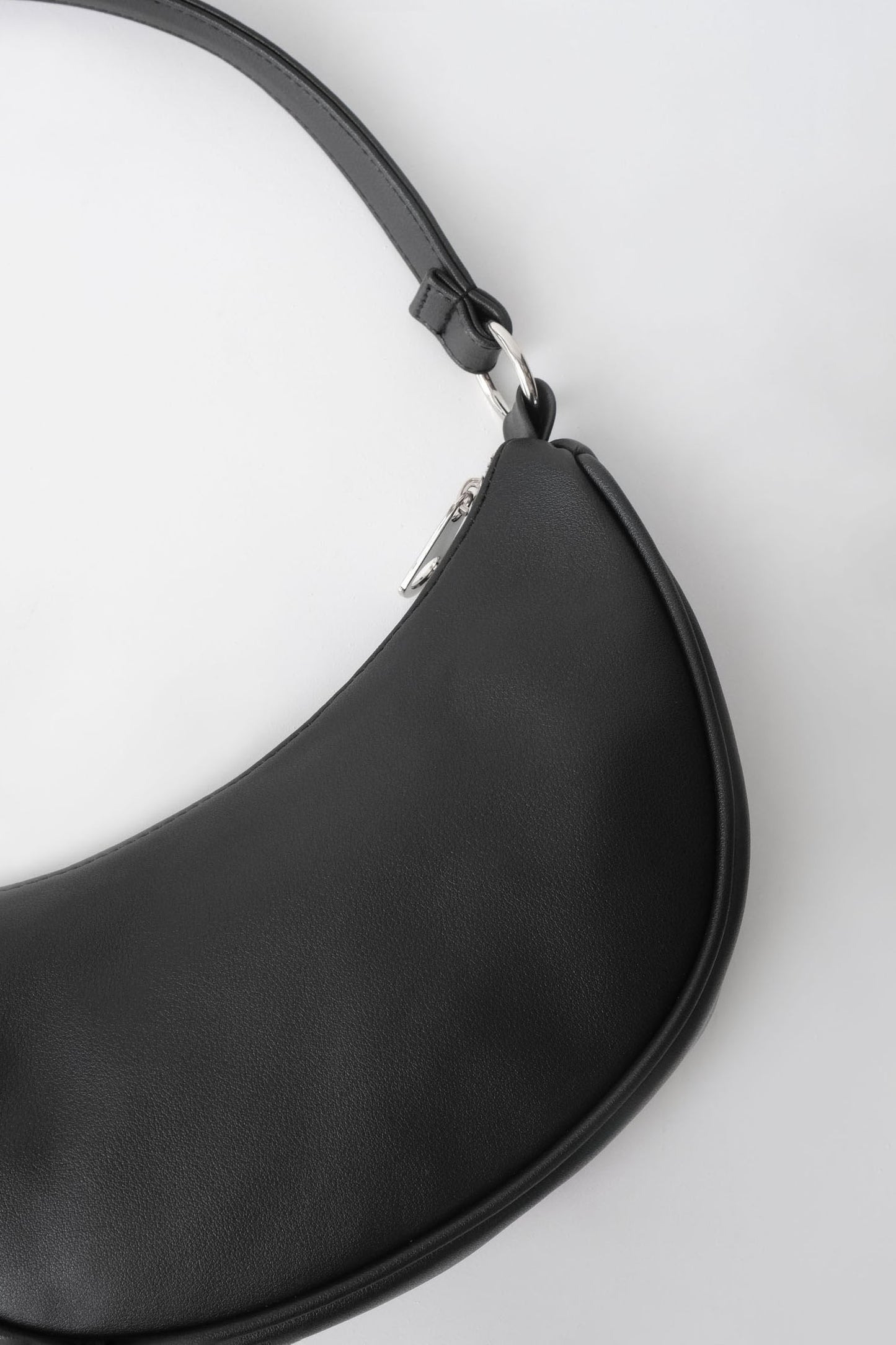 Black_Hand-And-Shoulder-Bag-addax