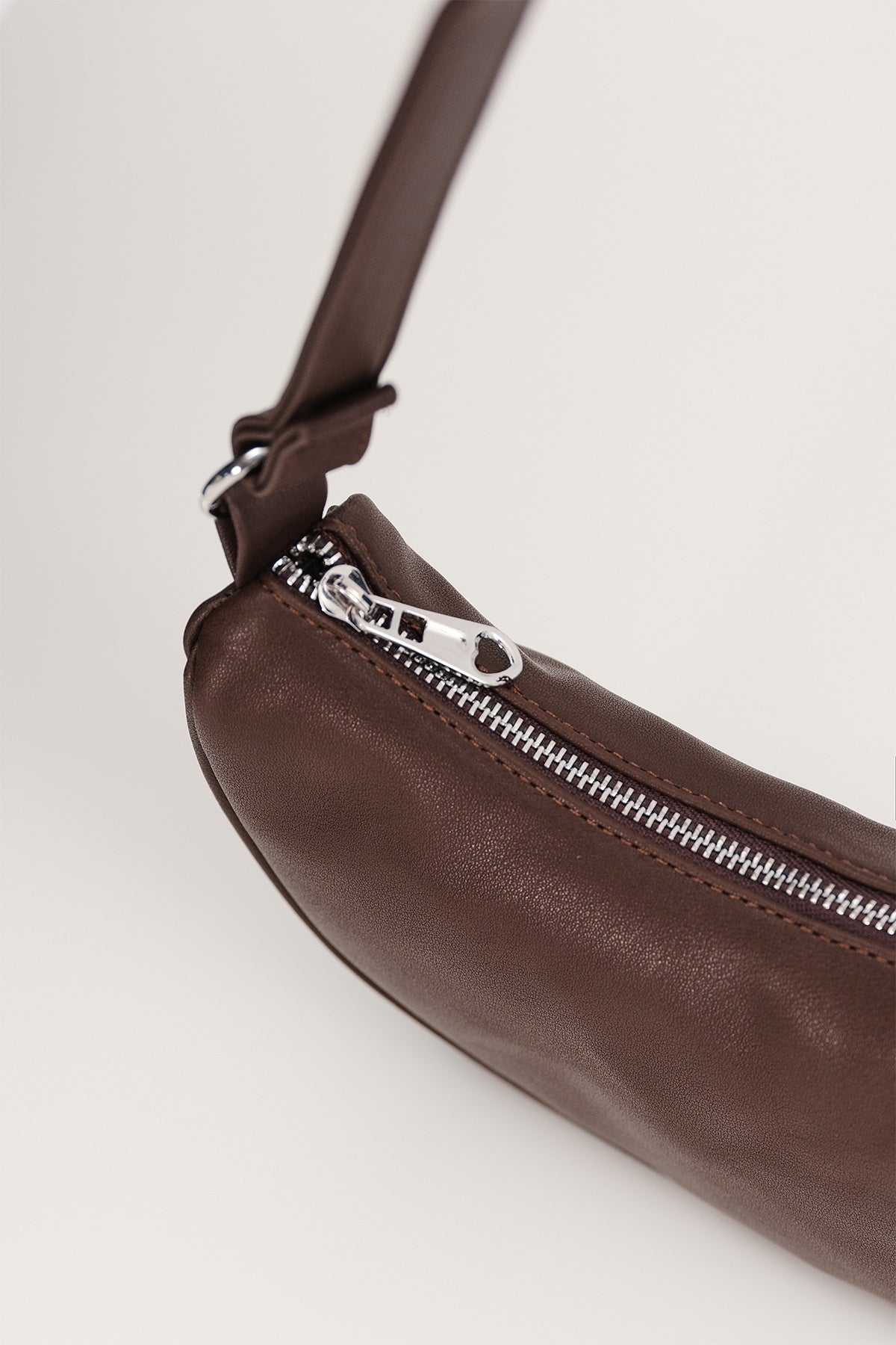 Brown_Hand-And-Shoulder-Bag-addax