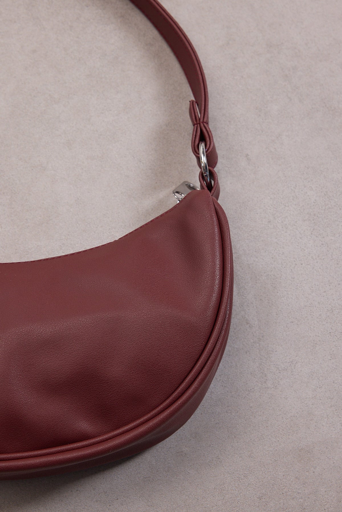 Burgundy_Hand-And-Shoulder-Bag-addax