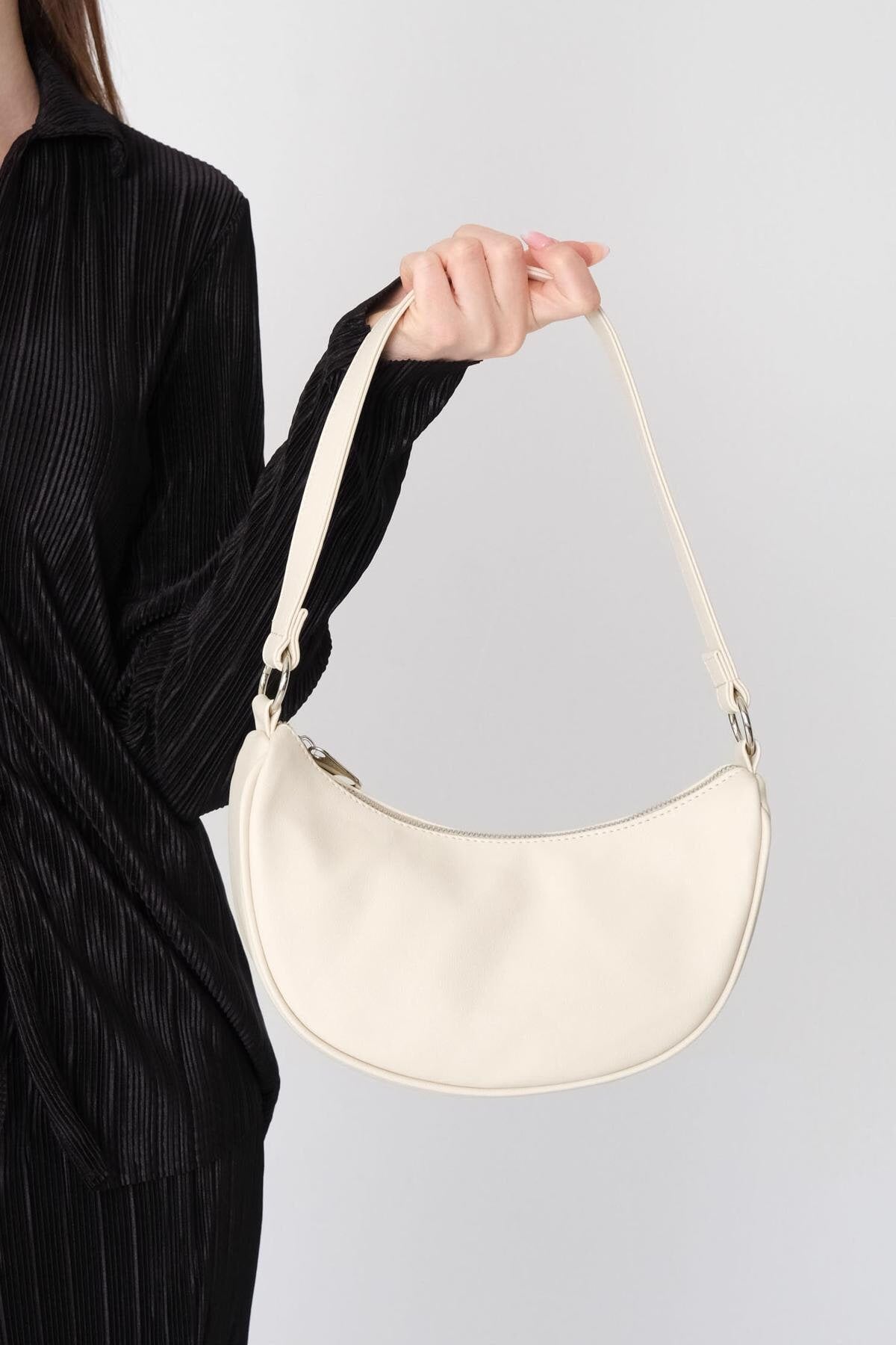 Beige_Hand-And-Shoulder-Bag-addax