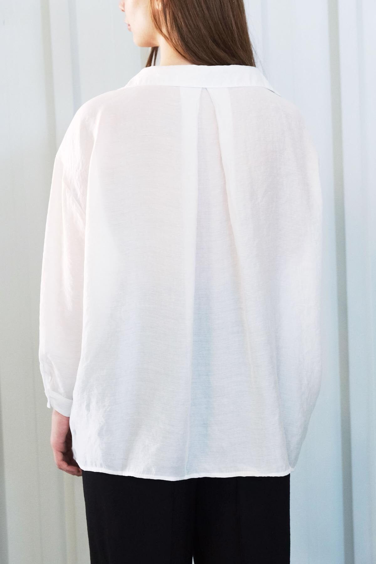 White_Oversize-Shirt-With-Pocket-Detail-addax
