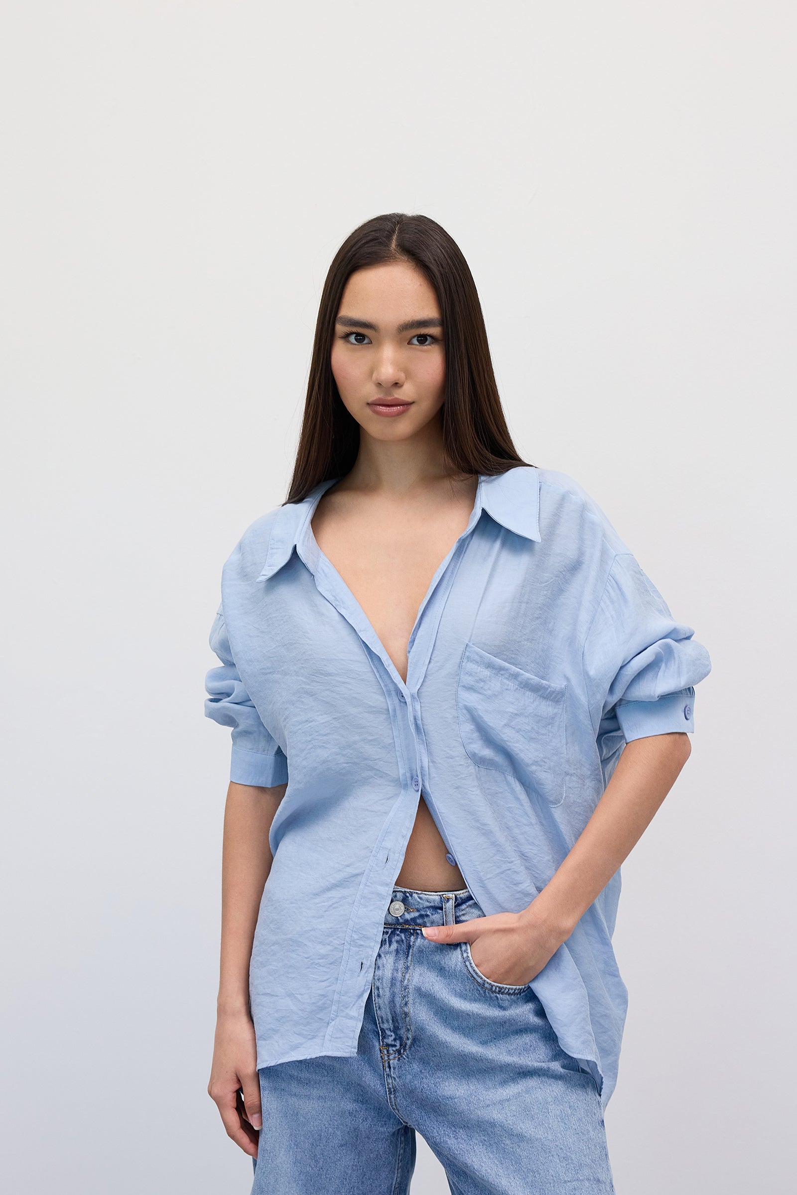 Light-Blue_Oversize-Shirt-With-Pocket-Detail-addax