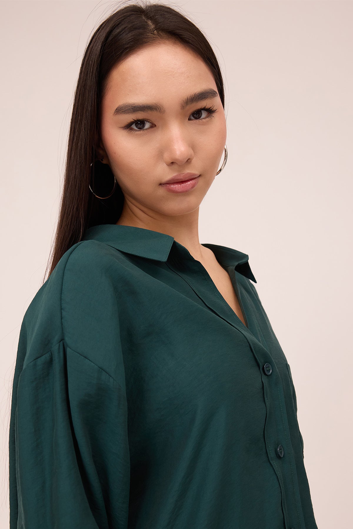Emerald_Oversize-Shirt-With-Pocket-Detail-addax