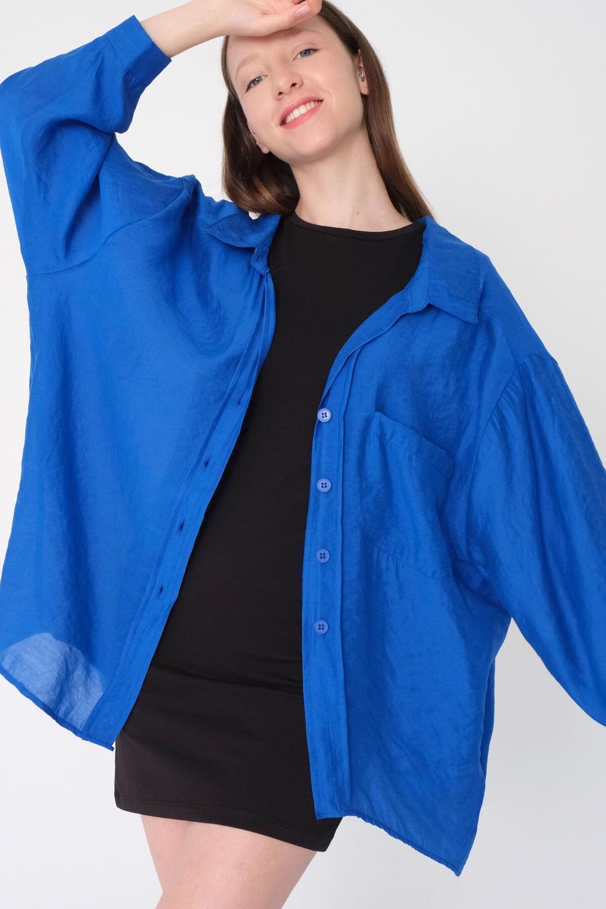 Royal-Blue_Oversize-Shirt-With-Pocket-Detail-addax