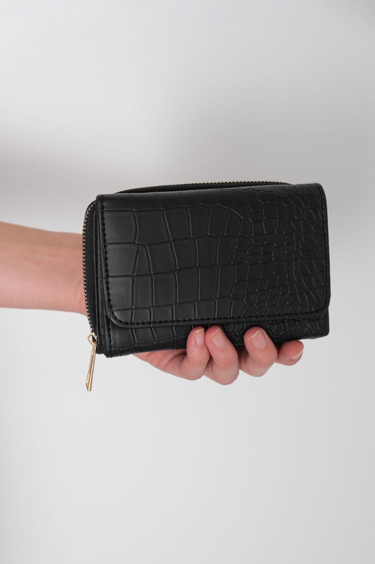 Black_Mock-Croc-Wallet-addax