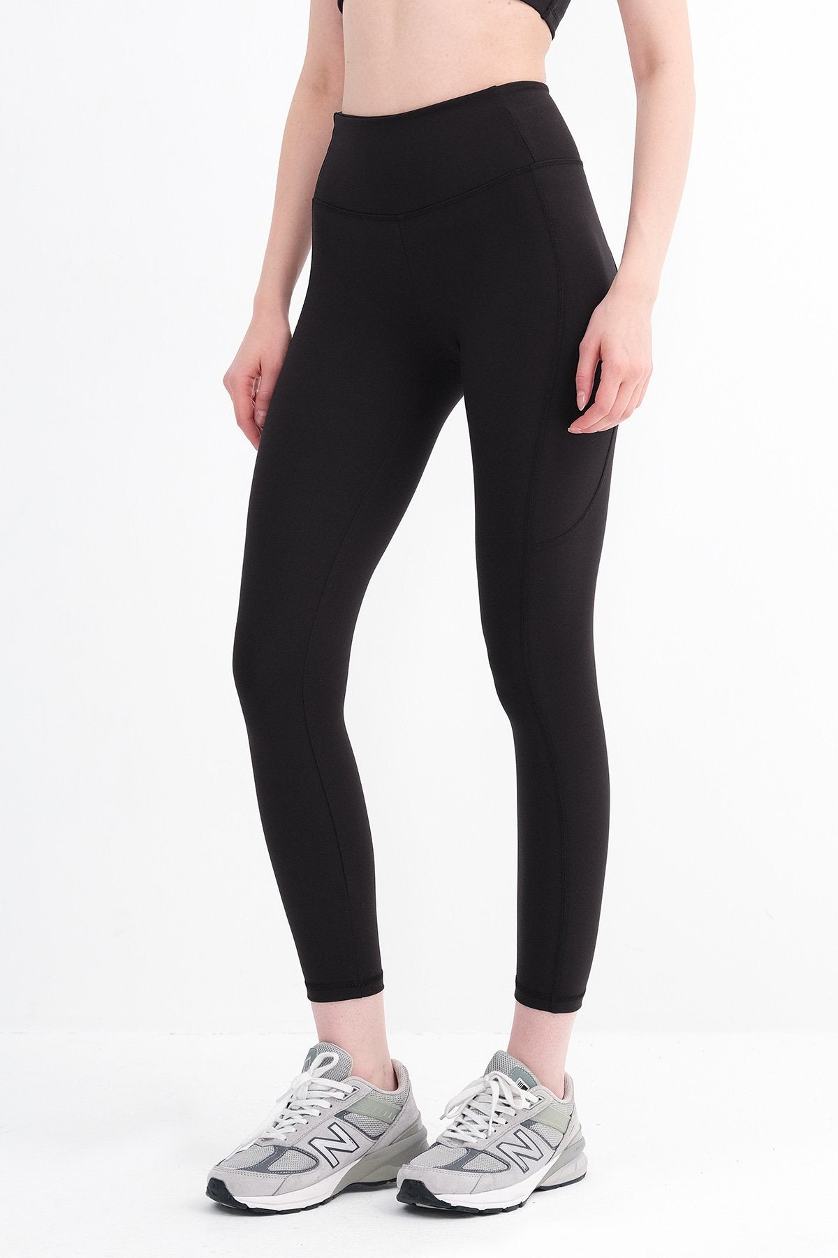 Black_High-Waist-Leggings-addax