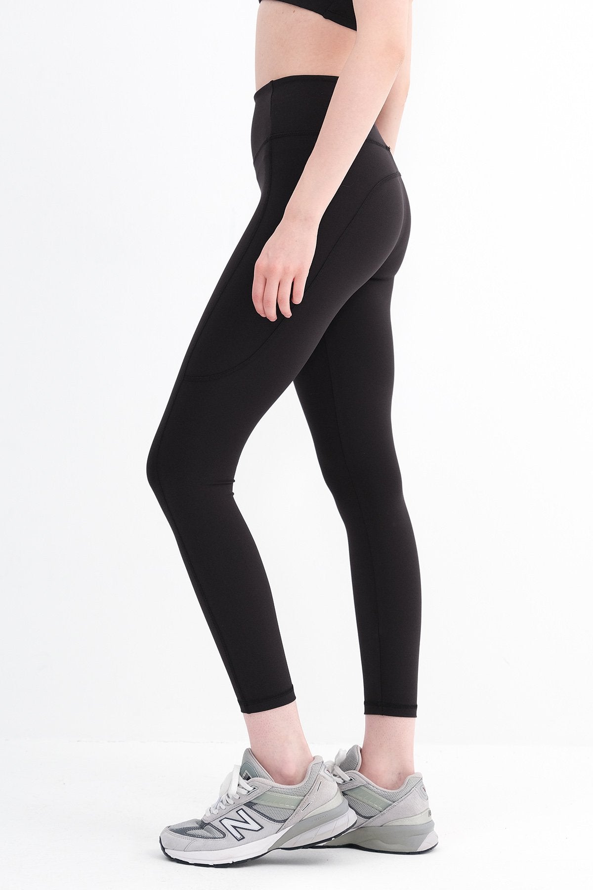 Black_High-Waist-Leggings-addax