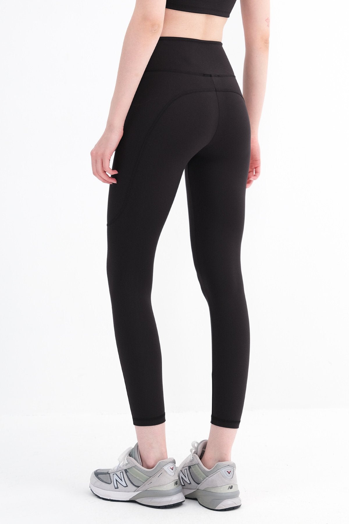 Black_High-Waist-Leggings-addax