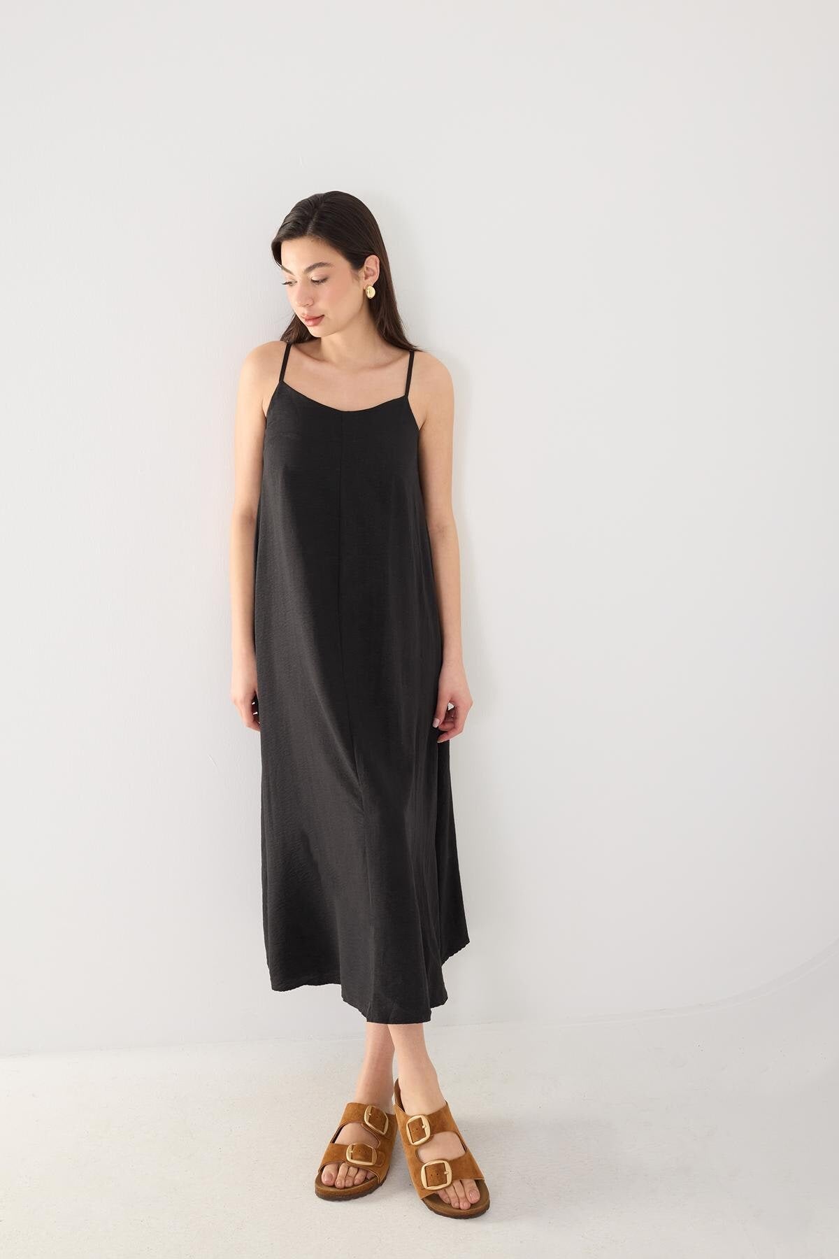 Black_V-Neck-Dress-With-Straps-addax