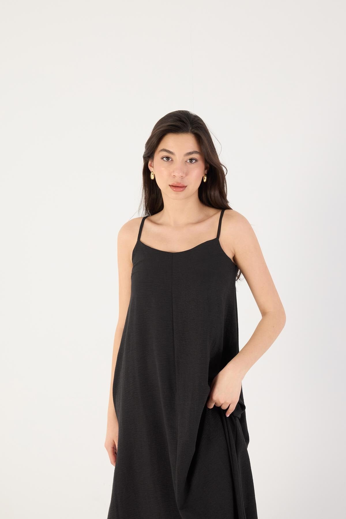Black_V-Neck-Dress-With-Straps-addax