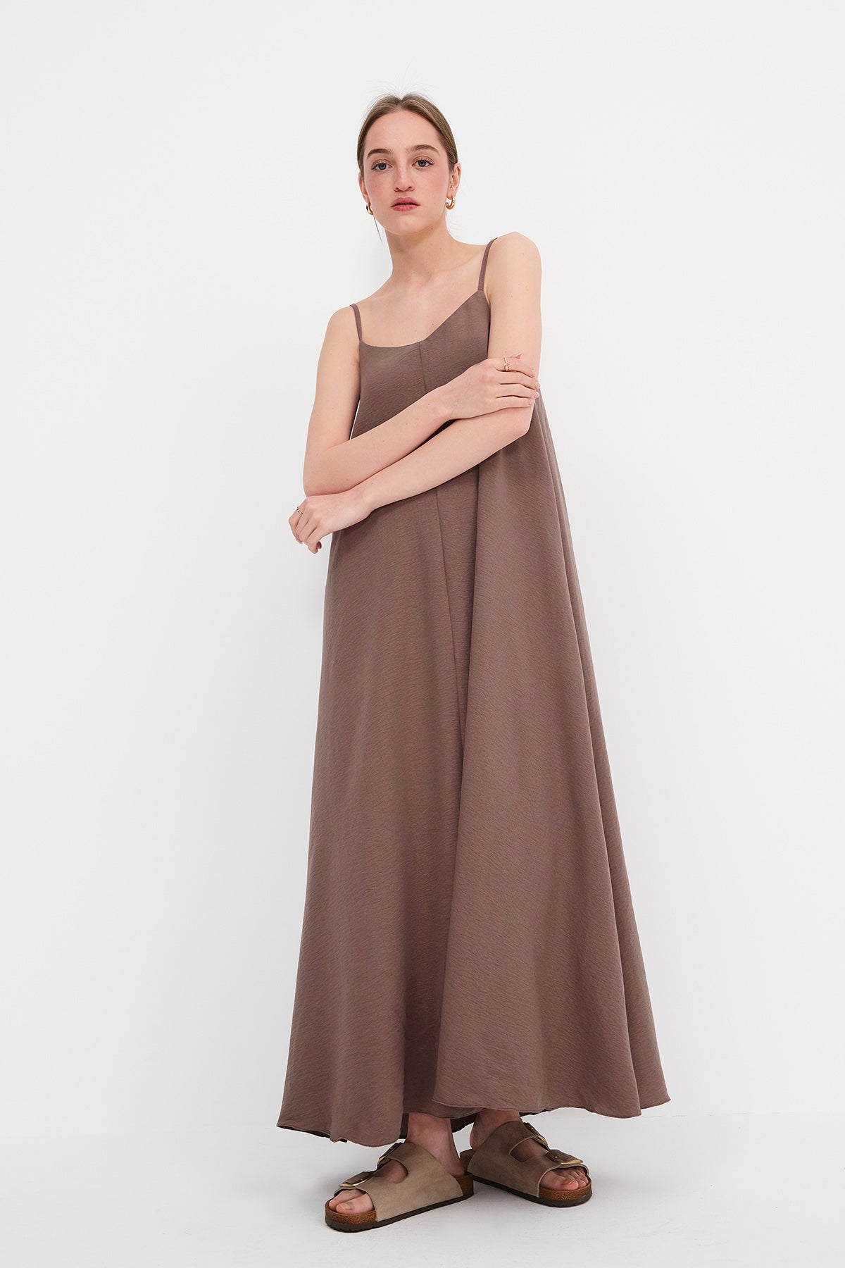 Brown_V-Neck-Dress-With-Straps-addax