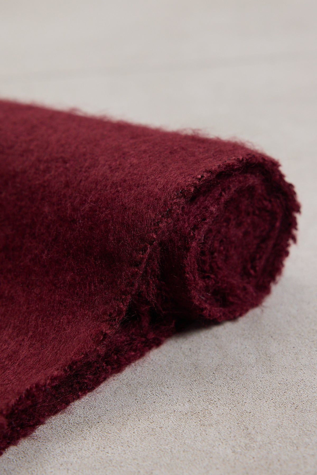 Burgundy_Basic-Shawl-addax