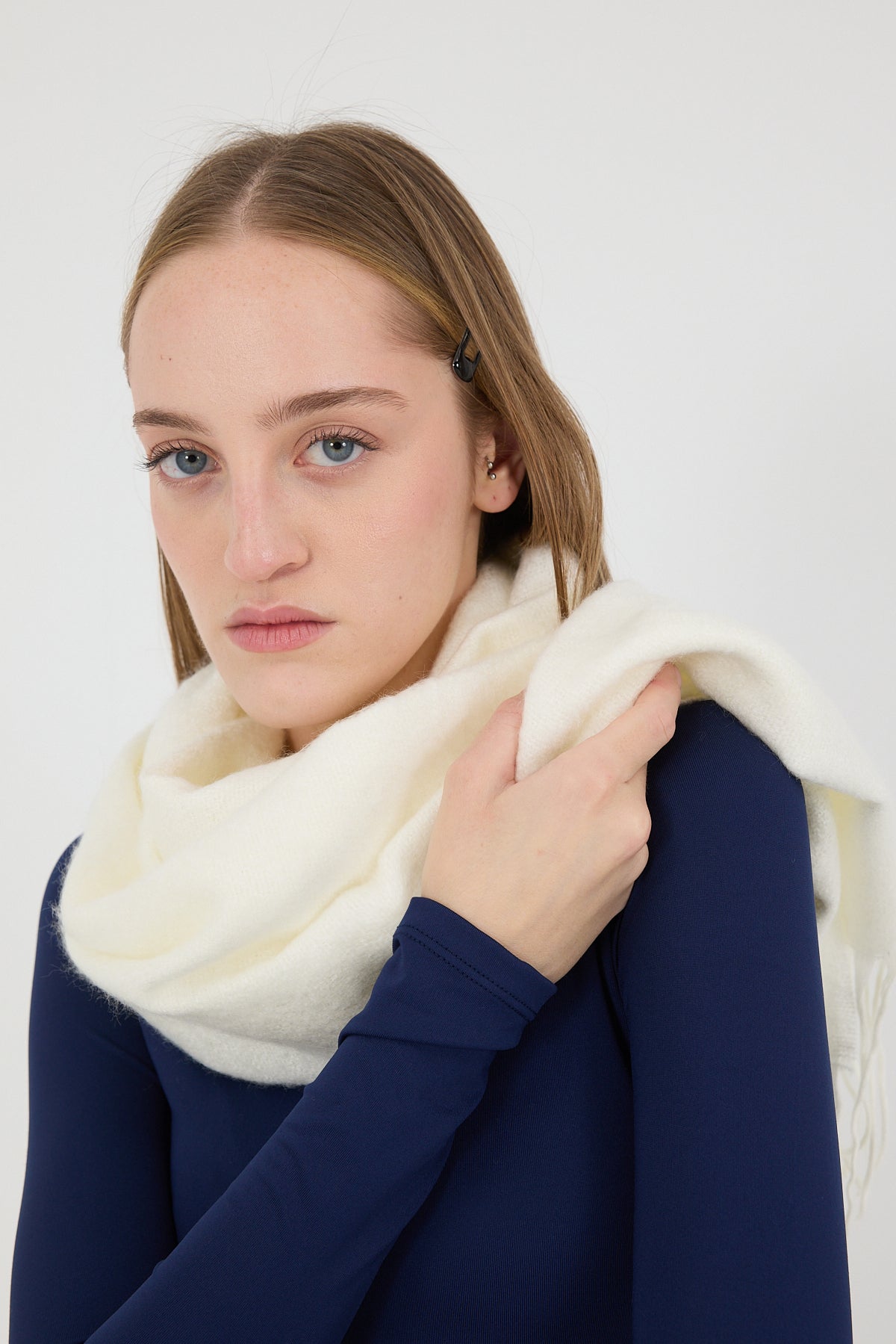 Ecru_Basic-Shawl-addax