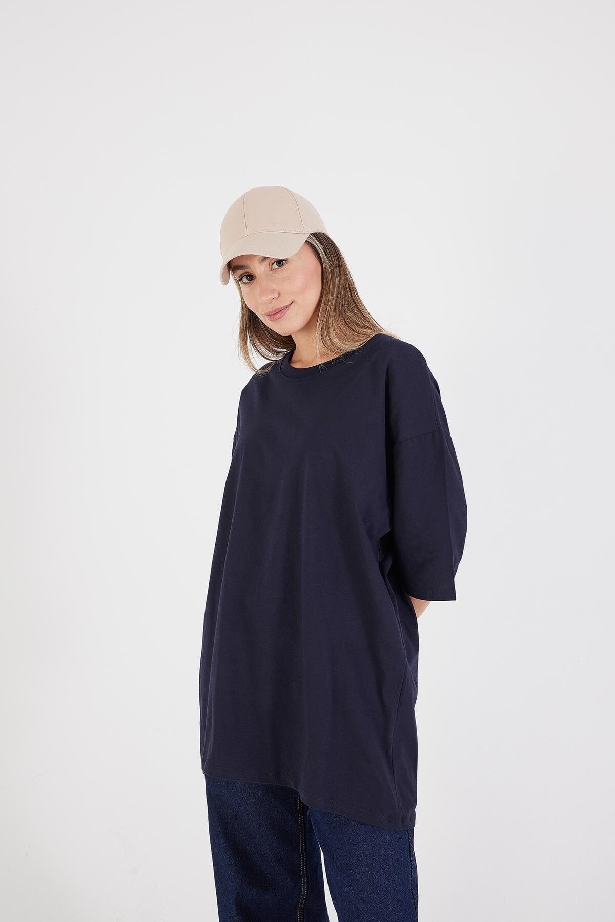 Night-Blue_Basic-T-shirt-With-Round-Neck-addax
