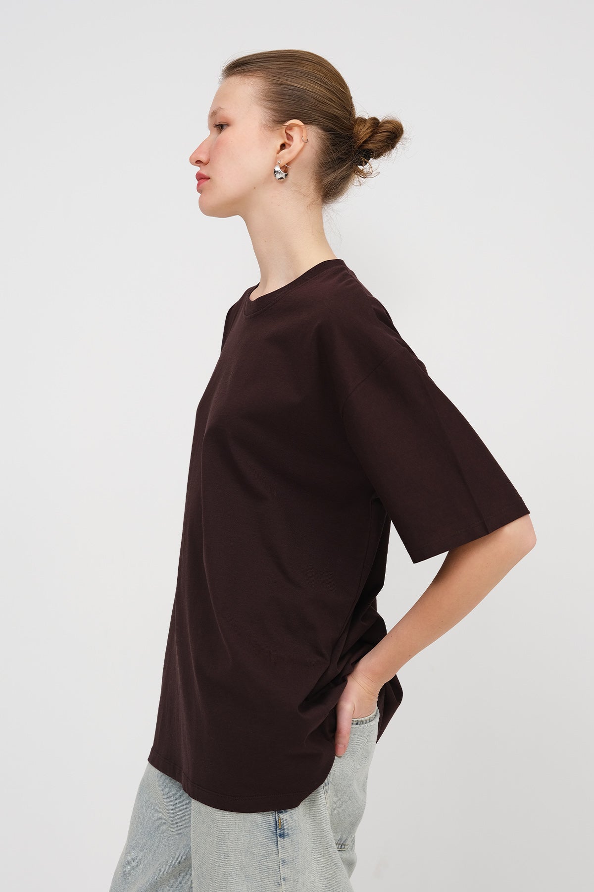 Bitter-Coffee_Basic-T-shirt-With-Round-Neck-addax