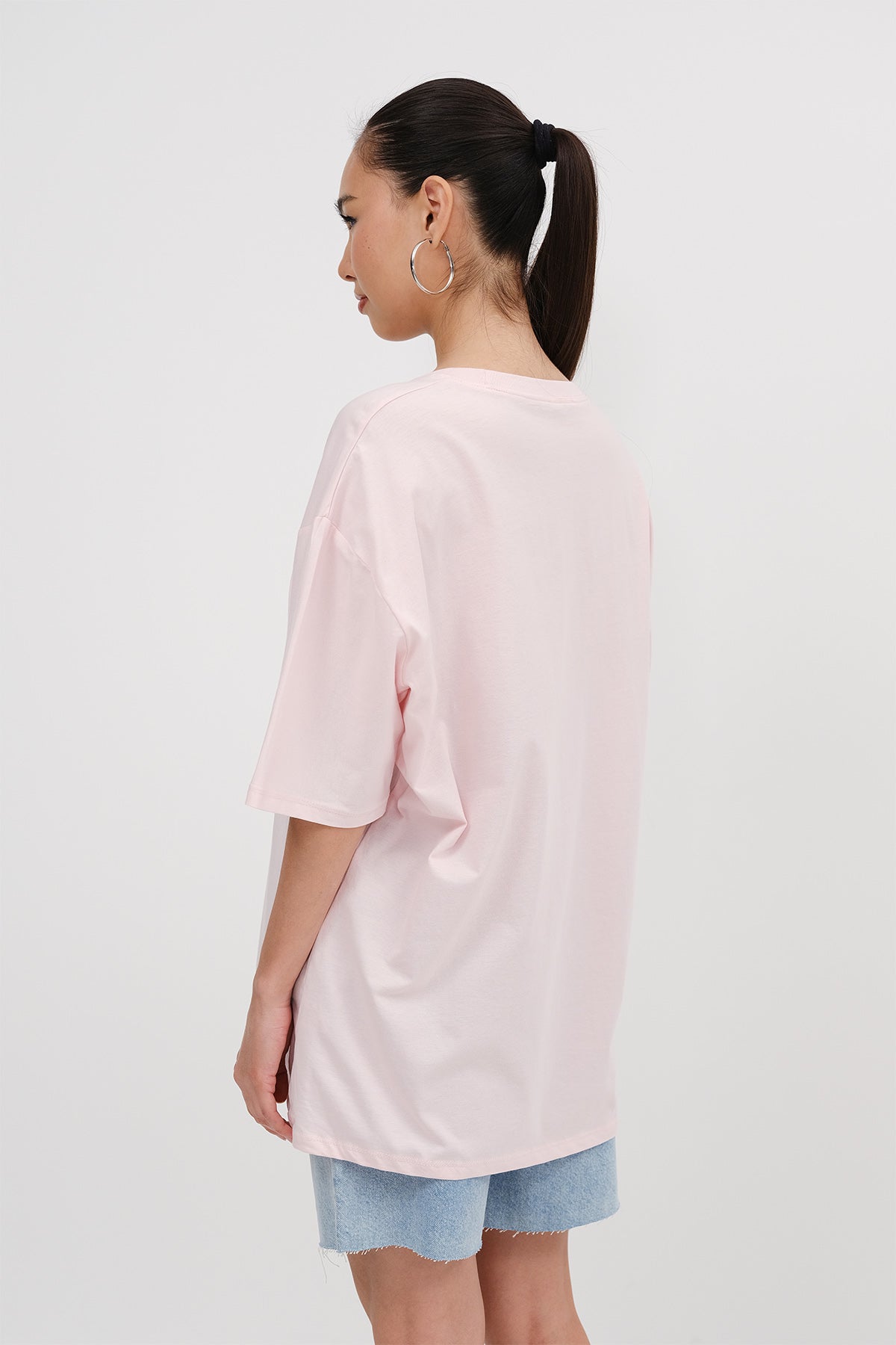Lotus_Basic-T-shirt-With-Round-Neck-addax