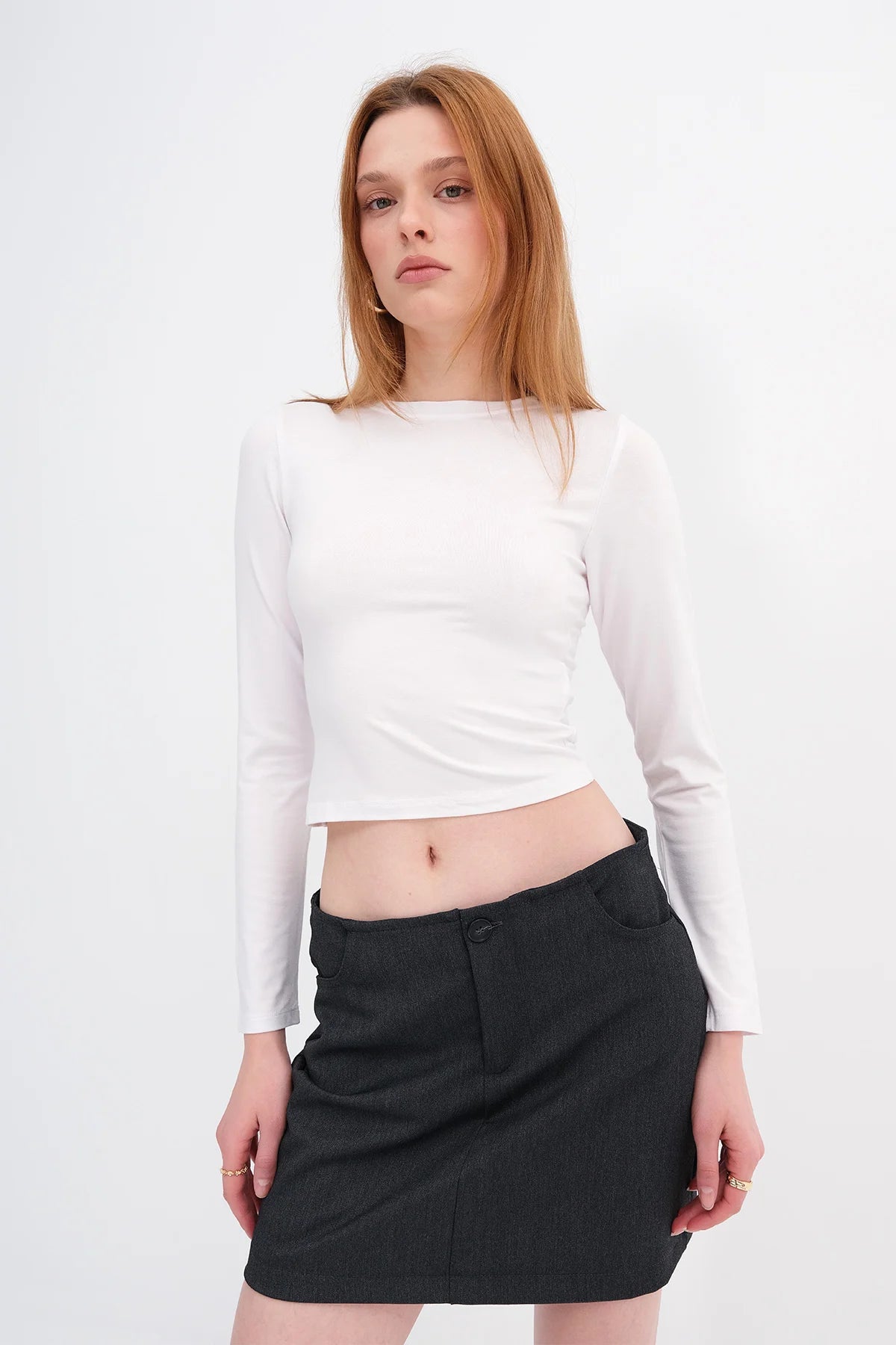White_Neck-Basic-Blouse-addax
