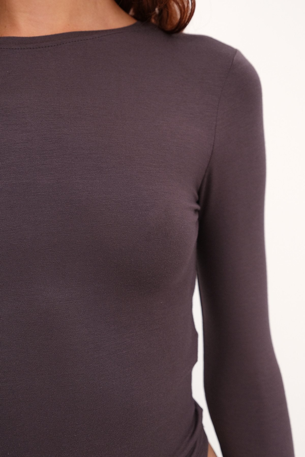 Soft-Brown_Round-Neck-Basic-Blouse-addax