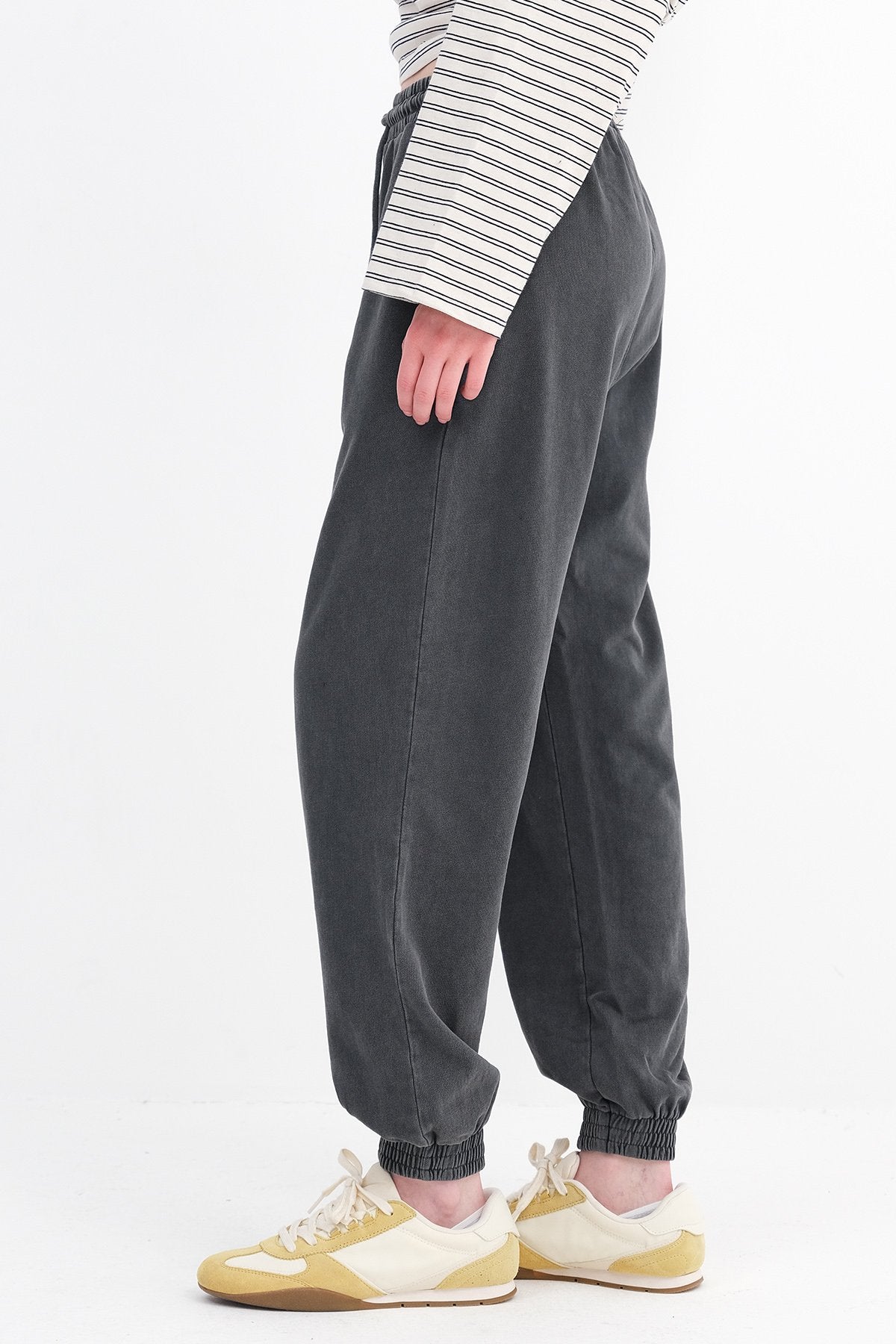 Lead-Grey_High-Waist-Joggers-addax