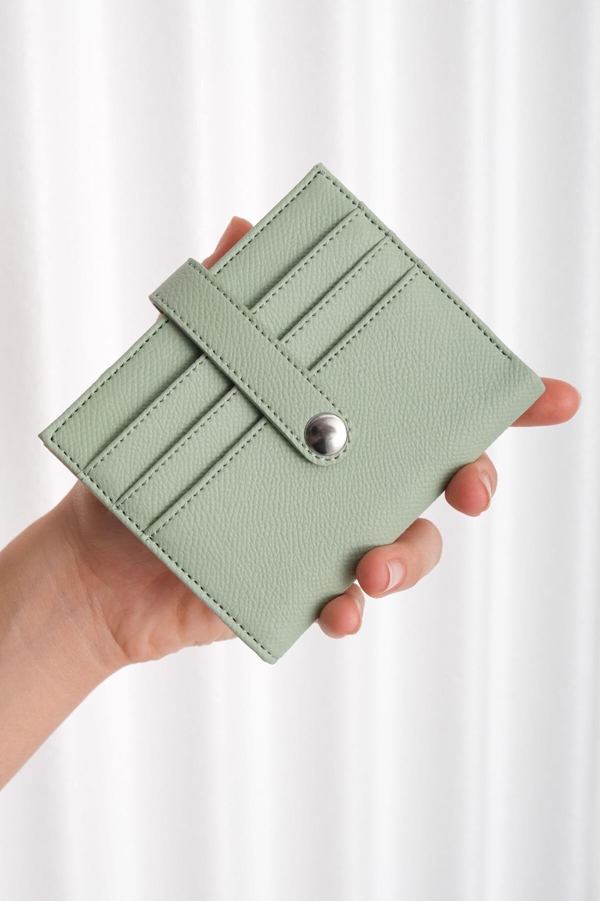 Mint_Cardholder-Wallet-addax
