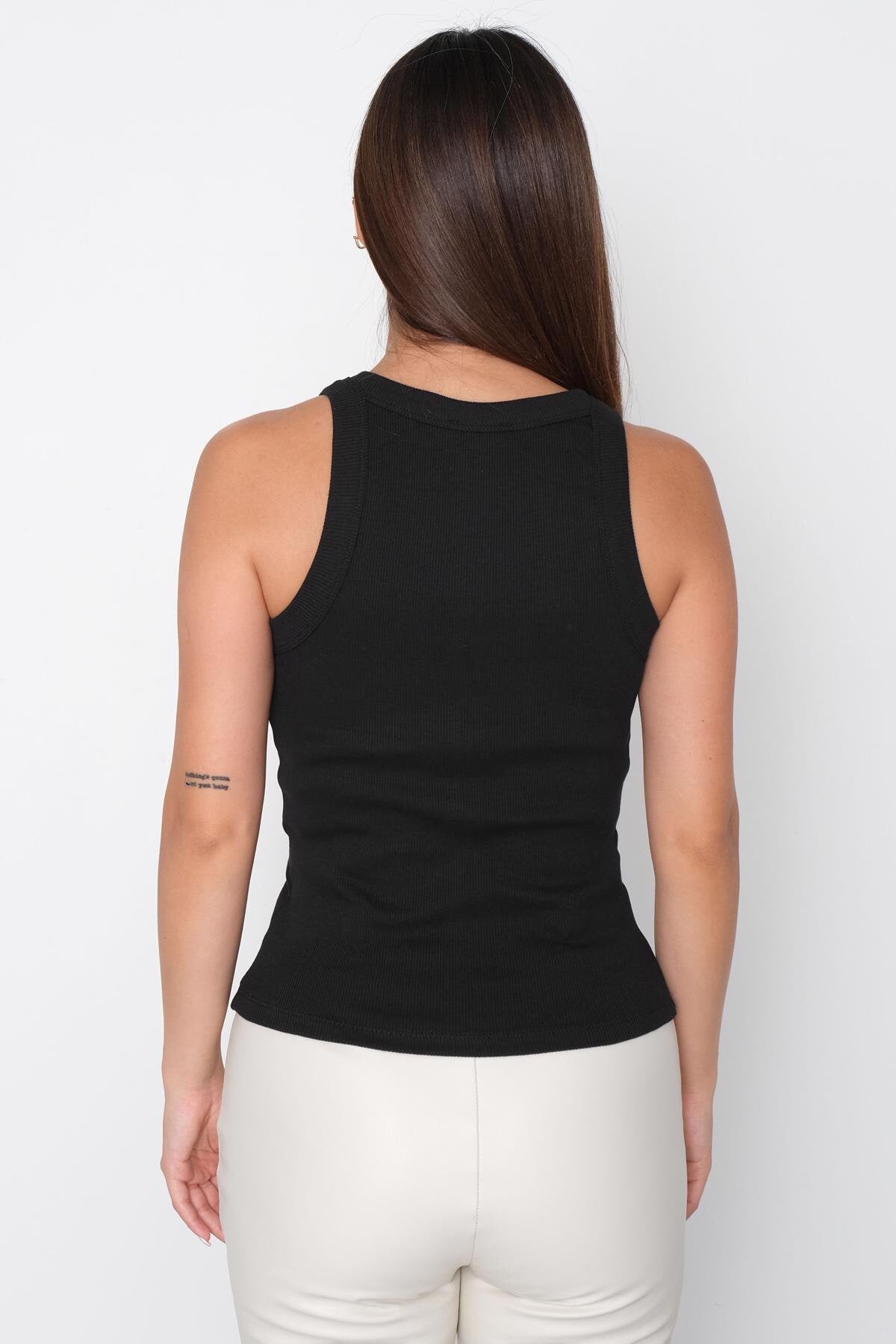 Black_Halter-Neck-Top-With-Ribbed-addax