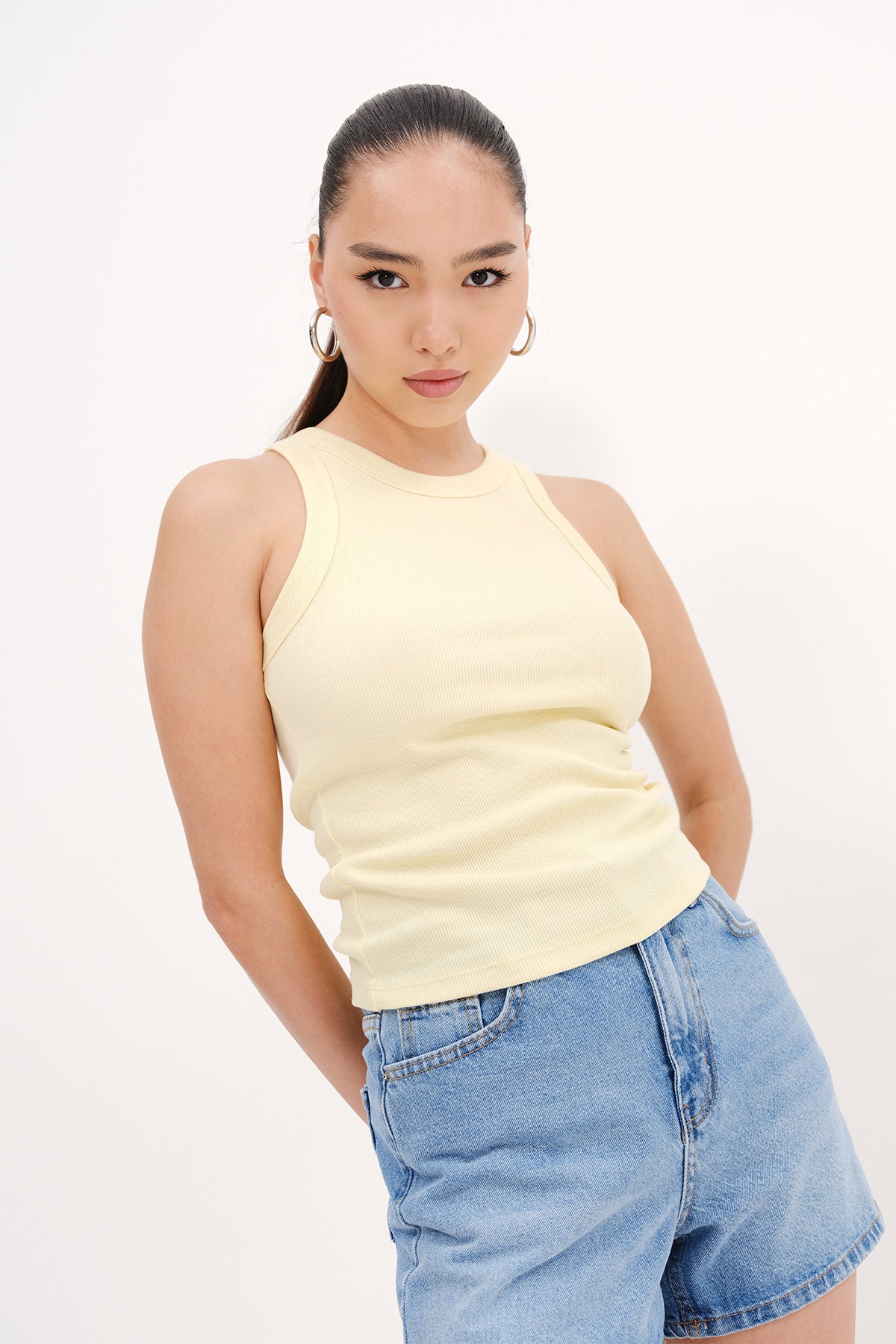 Light-Yellow_Halter-Neck-Top-With-Ribbed-addax