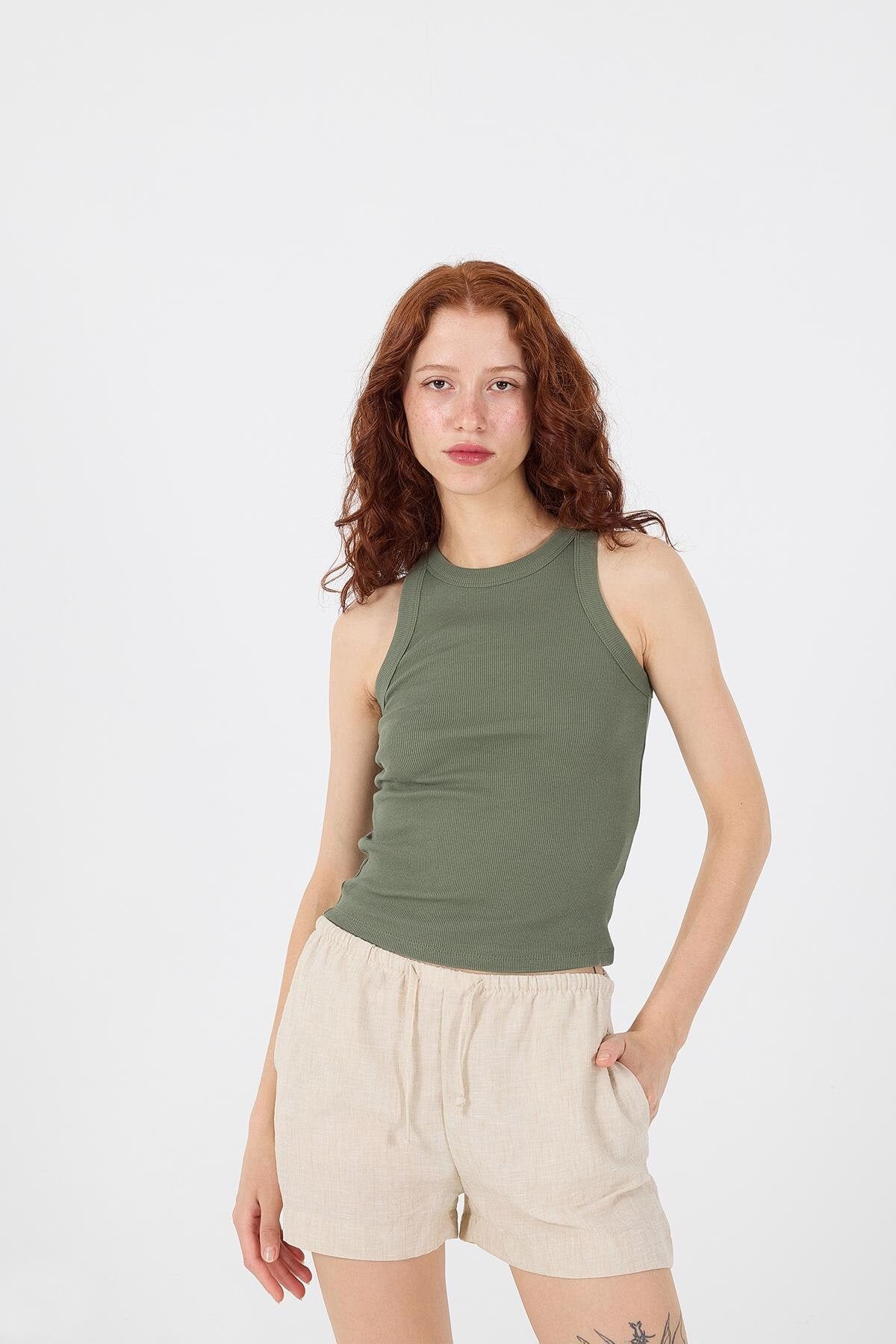 Oil-Green_Halter-Neck-Top-With-Ribbed-addax