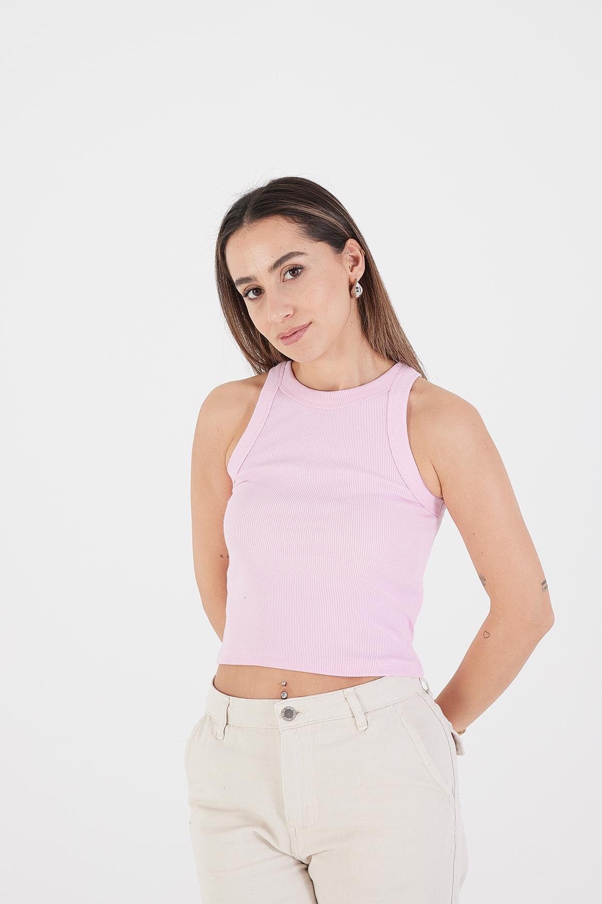 Begonia_Halter-Neck-Blouse-addax