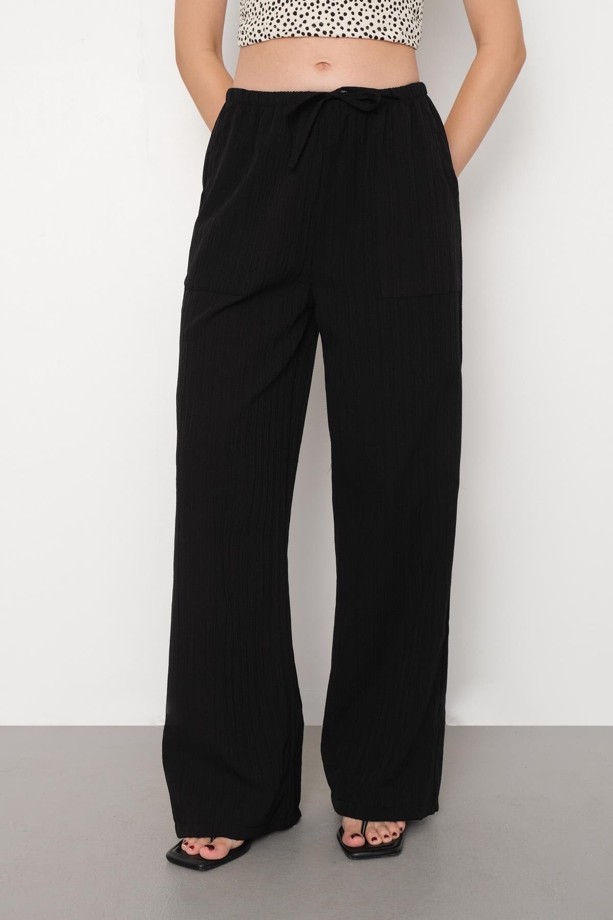 Black_Wide-Leg-Trousers-With-Ties-Detail-addax