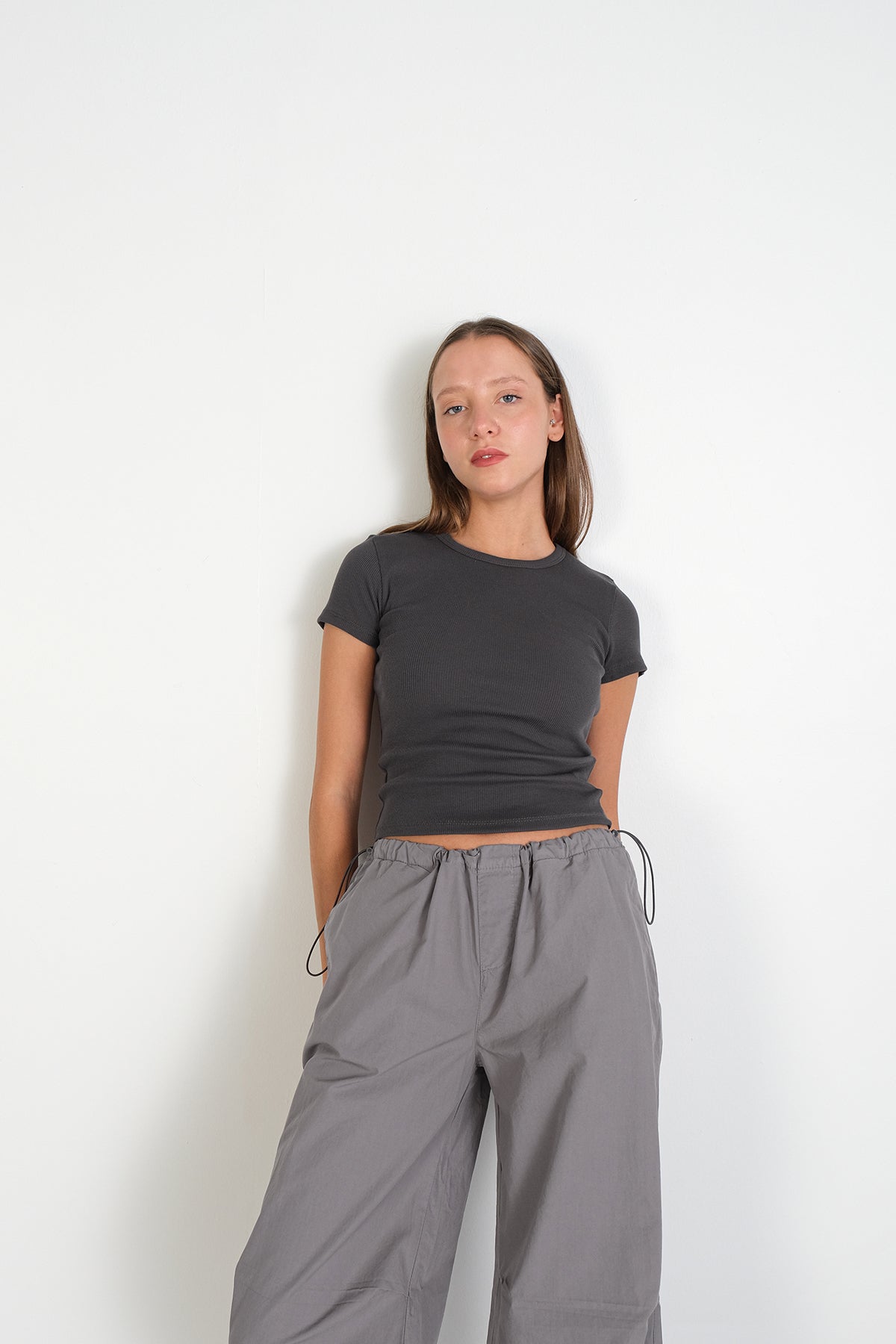 Charcoal_Round-Neck-Basic-T-shirt-addax